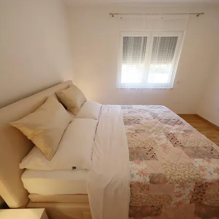 Apartmani Vlado Mitar Sukosan Exterior photo
