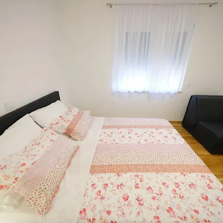 Apartmani Vlado Mitar Sukosan Exterior photo